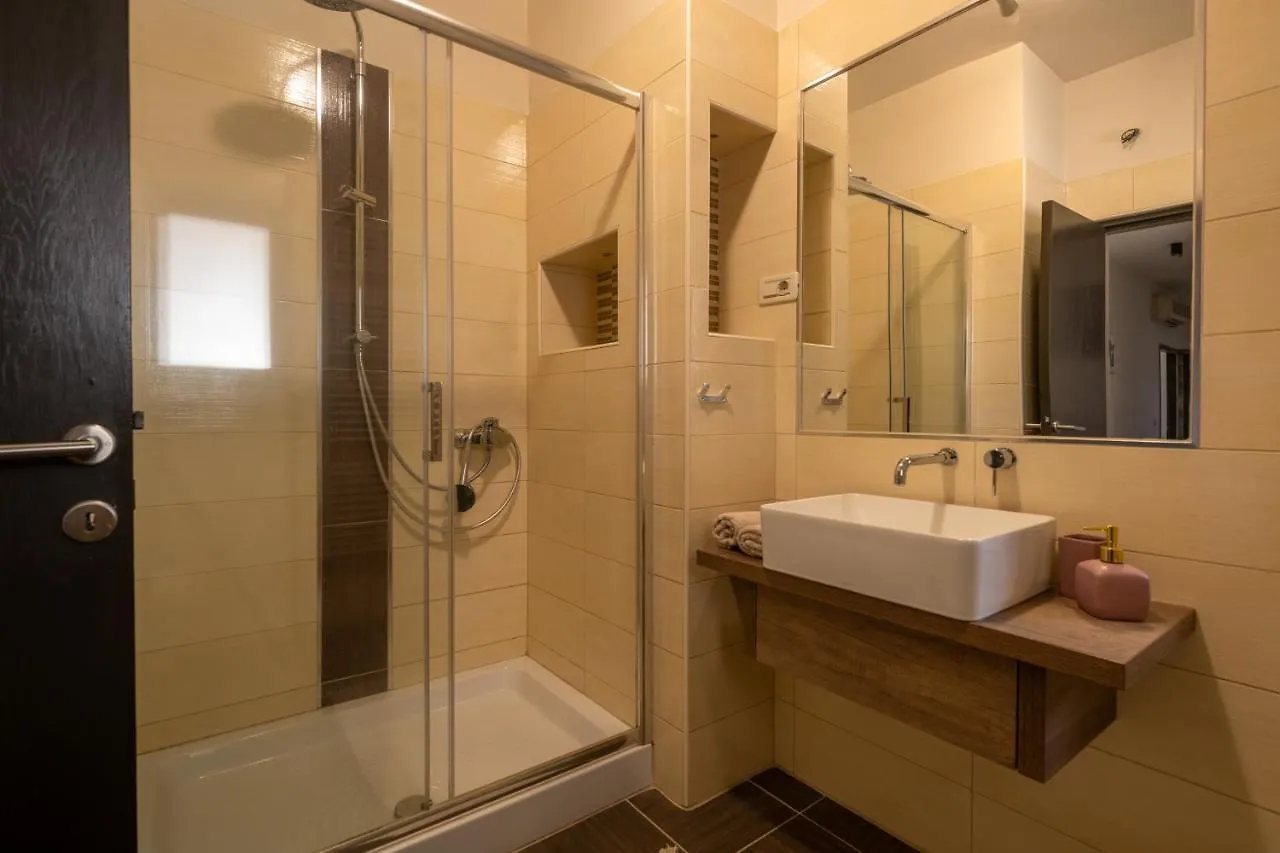 Amala Appartement Pula 0*,  Kroatië